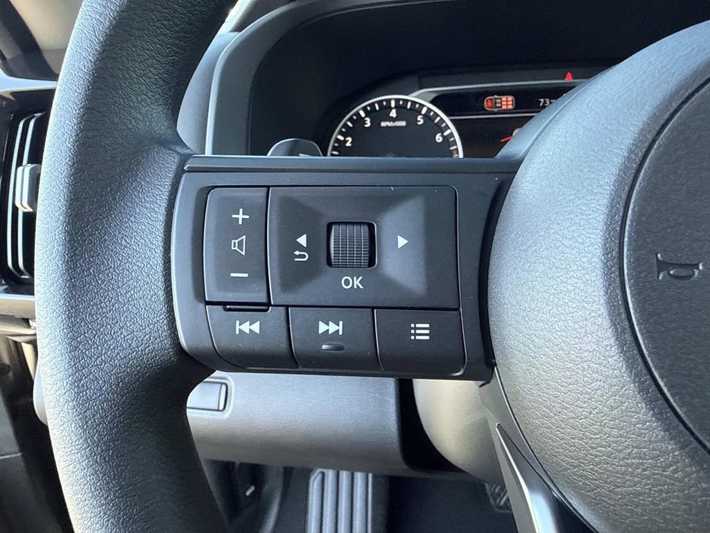 New 2026 Nissan Pathfinder S FWD image 32