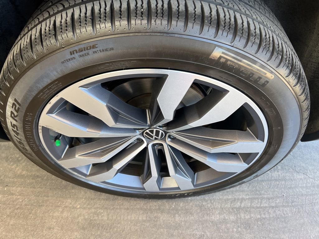 Certified 2022 Volkswagen Atlas SEL Premium image 38