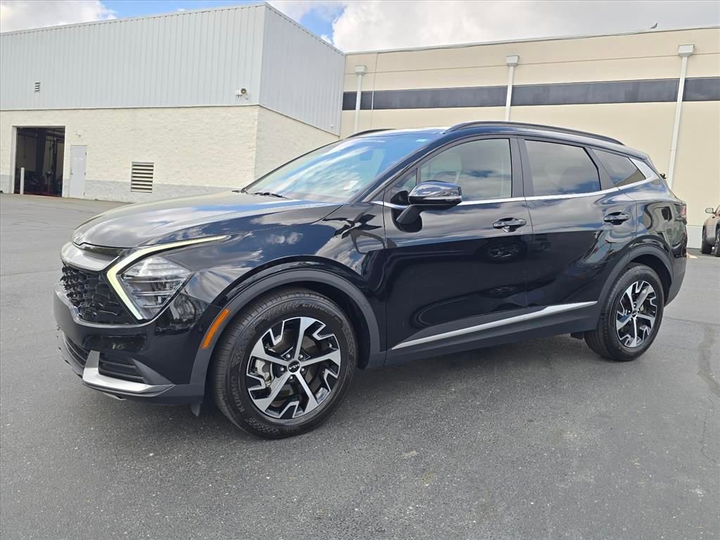 Certified 2025 Kia Sportage EX w/ Premium Package image 7