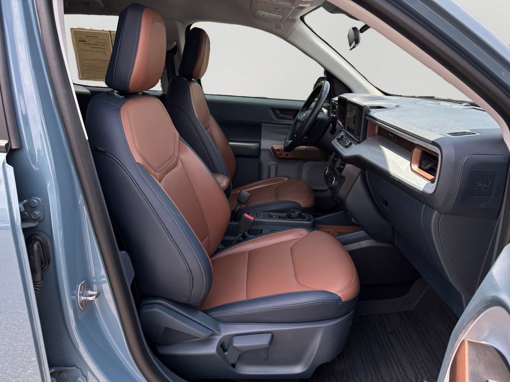 Used 2023 Ford Maverick Lariat w/ Lariat Luxury Package FWD image 12