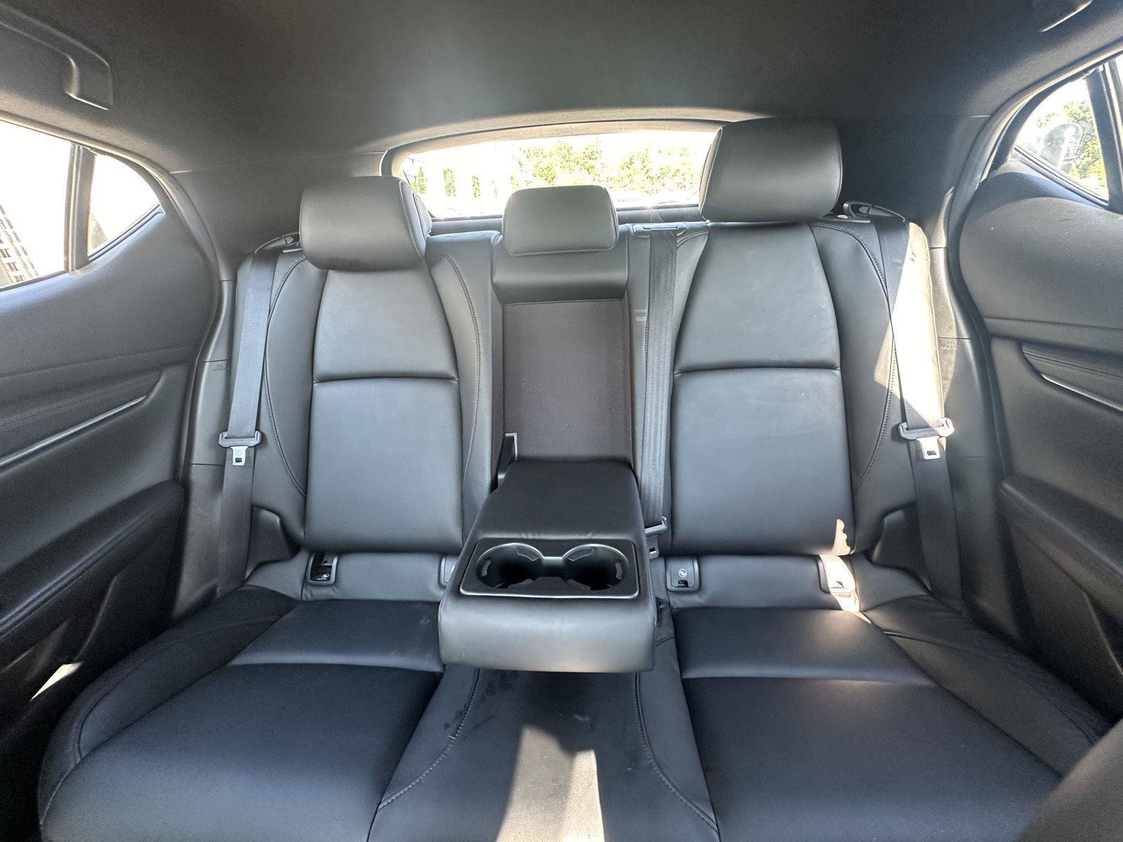 Used 2024 MAZDA MAZDA3 s FWD image 12