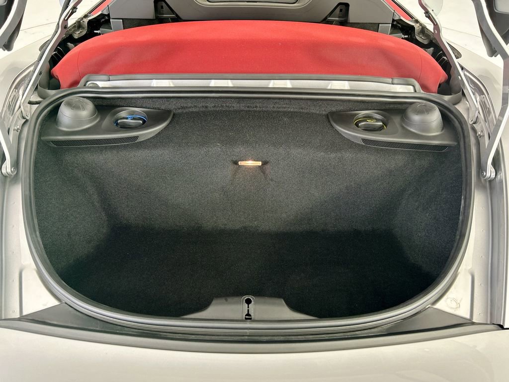 Used 2021 Porsche 718 Boxster Spyder RWD image 21