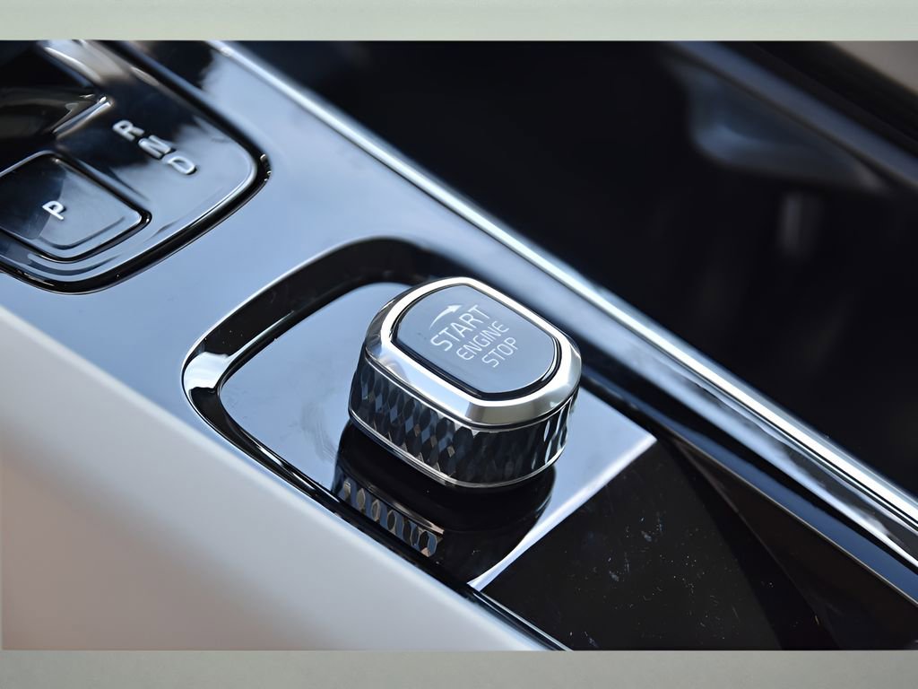 Certified 2026 Volvo V60 B5 Cross Country Plus w/ Protection Package Premier AWD/4WD image 37