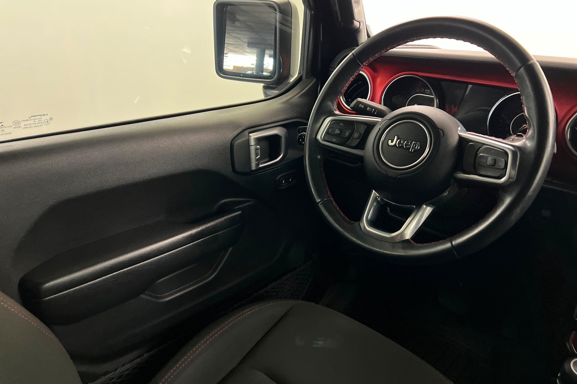 Used 2021 Jeep Wrangler Rubicon AWD/4WD image 11