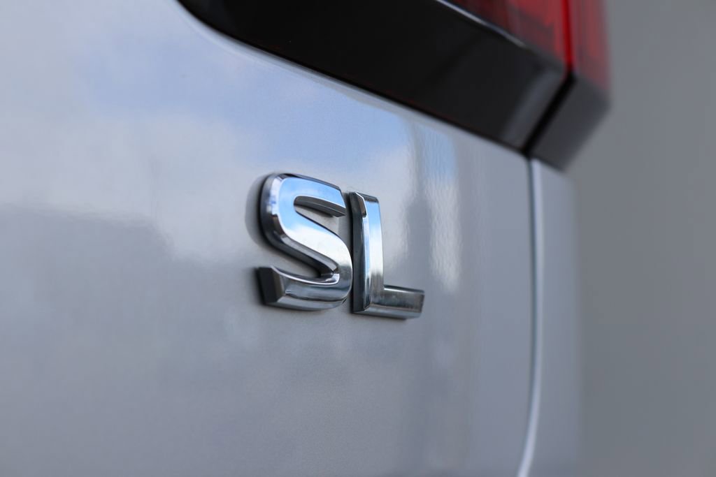 Used 2024 Nissan Armada SL image 31