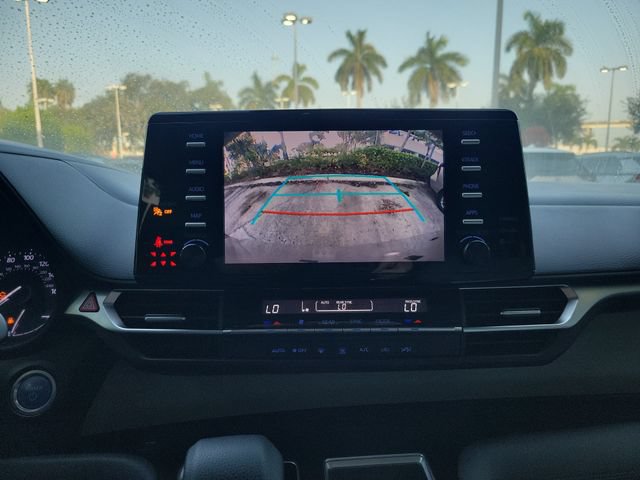 Used 2021 Toyota Sienna LE FWD image 20
