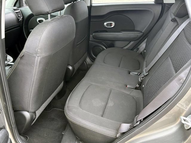 Used 2014 Kia Soul + FWD image 10