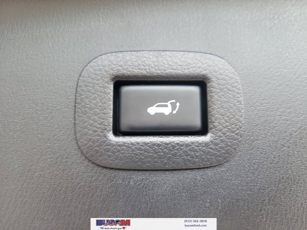 Used 2017 Nissan Armada SL w/ Moonroof Package AWD/4WD image 7