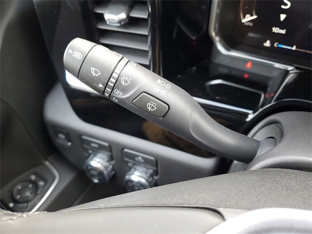 New 2026 GMC Sierra 1500 Elevation image 10