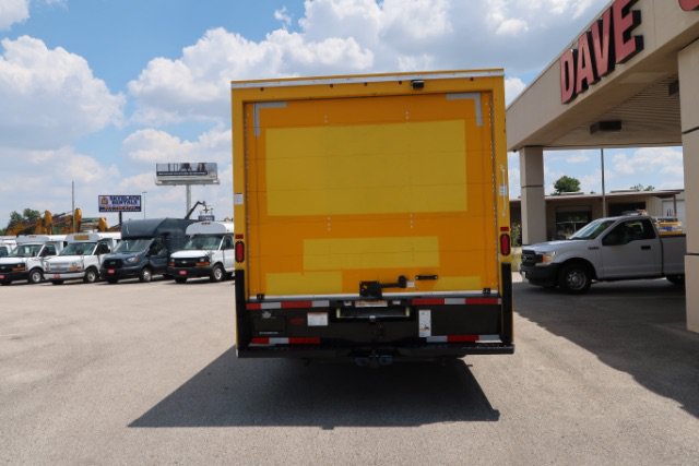 Used 2022 Ford E-350 and Econoline 350 Super Duty RWD image 5