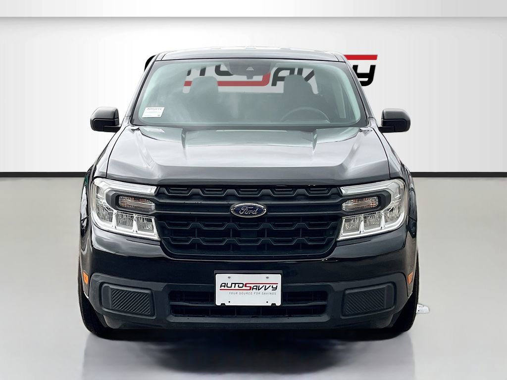 Used 2023 Ford Maverick XL image 2