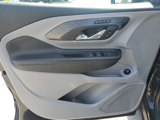Used 2024 GMC Terrain SLT FWD image 20
