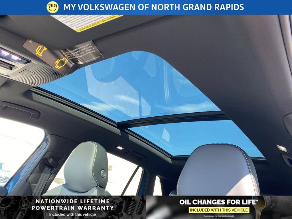 New 2026 Volkswagen Tiguan SE R-Line image 15