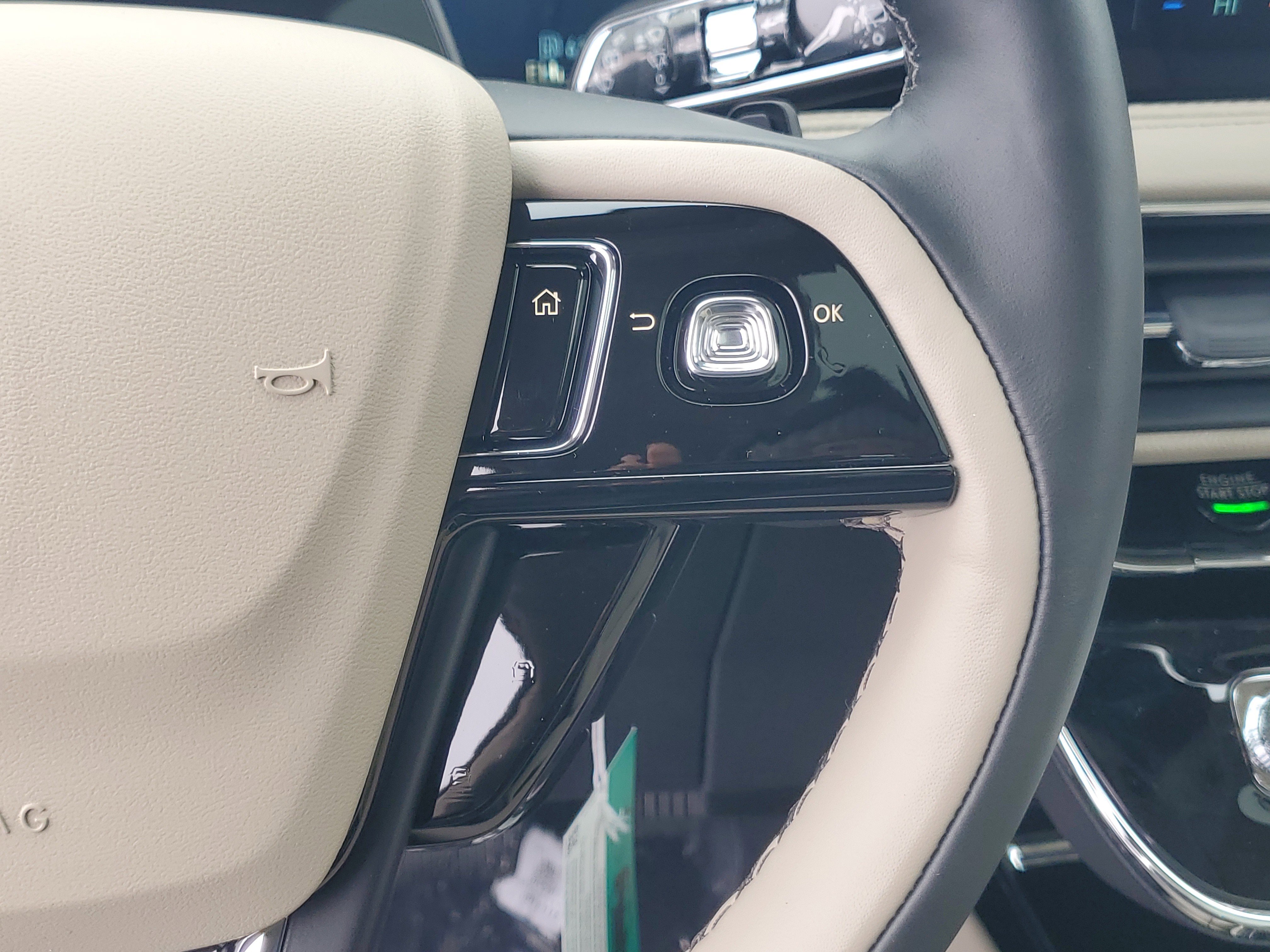 New 2026 Lincoln Corsair Grand Touring image 18