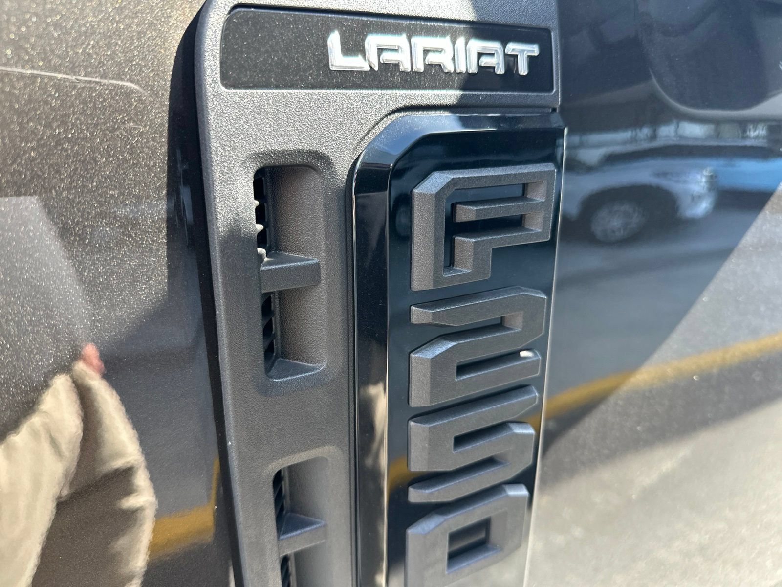 Used 2024 Ford F250 Lariat w/ Lariat Ultimate Package AWD/4WD image 13