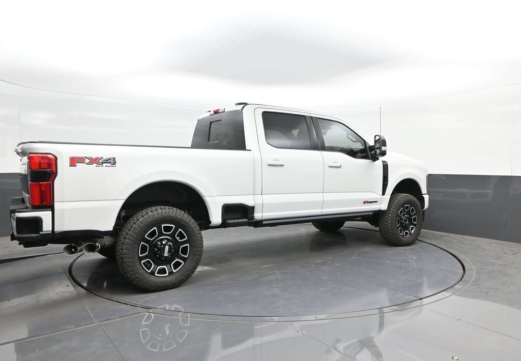 Used 2026 Ford F250 Platinum AWD/4WD image 6