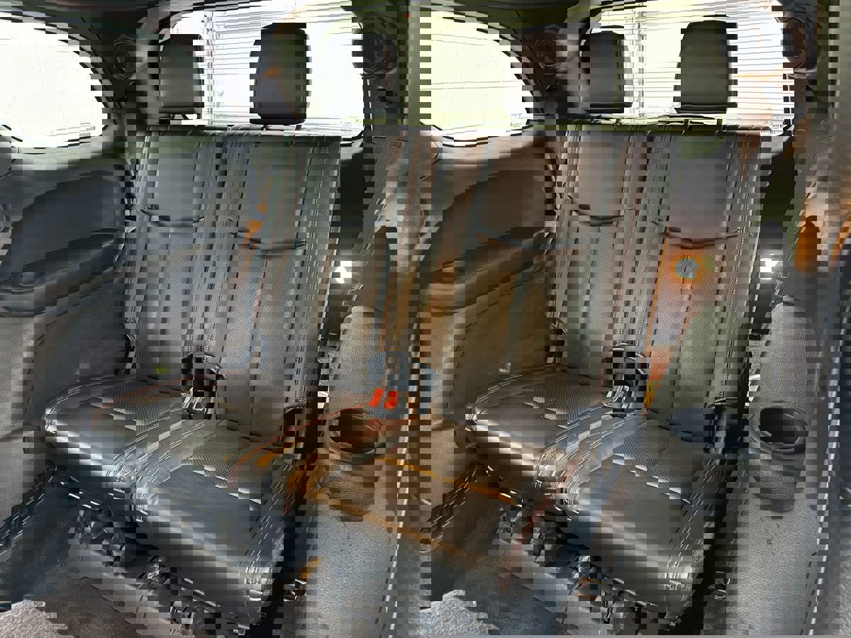 Used 2015 Dodge Durango R/T image 15