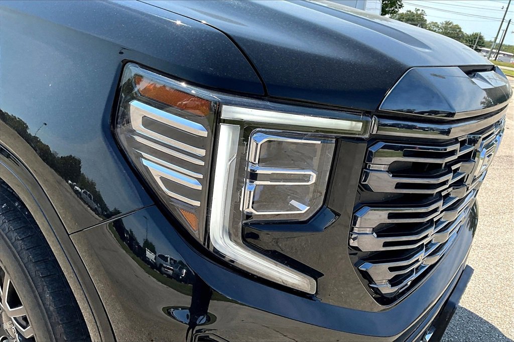 Used 2022 GMC Sierra 1500 Denali Ultimate image 25