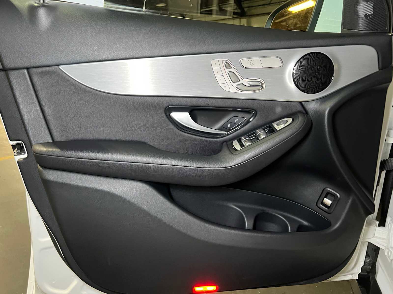 Used 2022 Mercedes-Benz GLC 300 4MATIC image 20