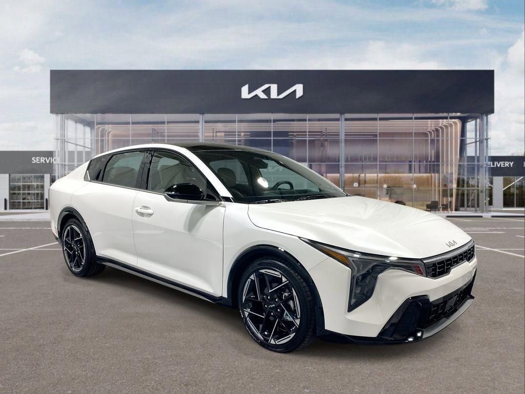New 2026 Kia K4 GT-Line image 2
