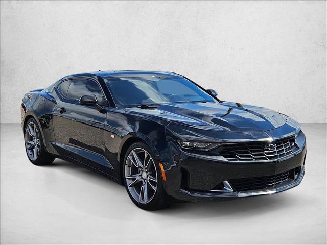 Used 2020 Chevrolet Camaro LT w/ RS Package image 3