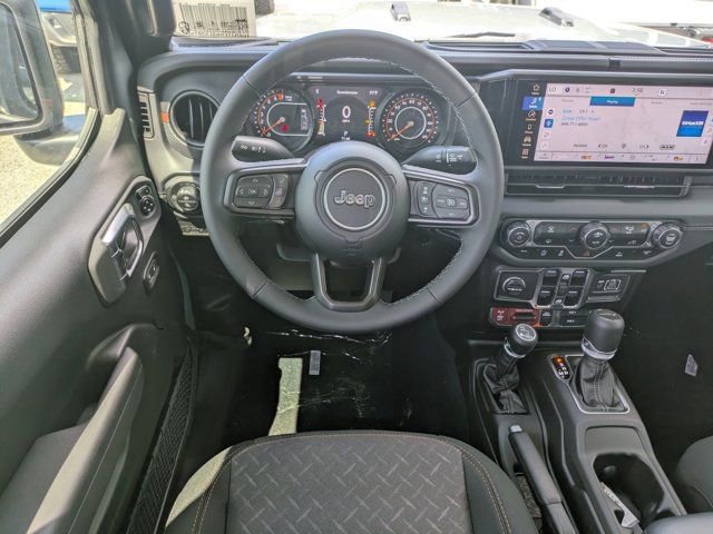 New 2025 Jeep Gladiator Mojave image 14