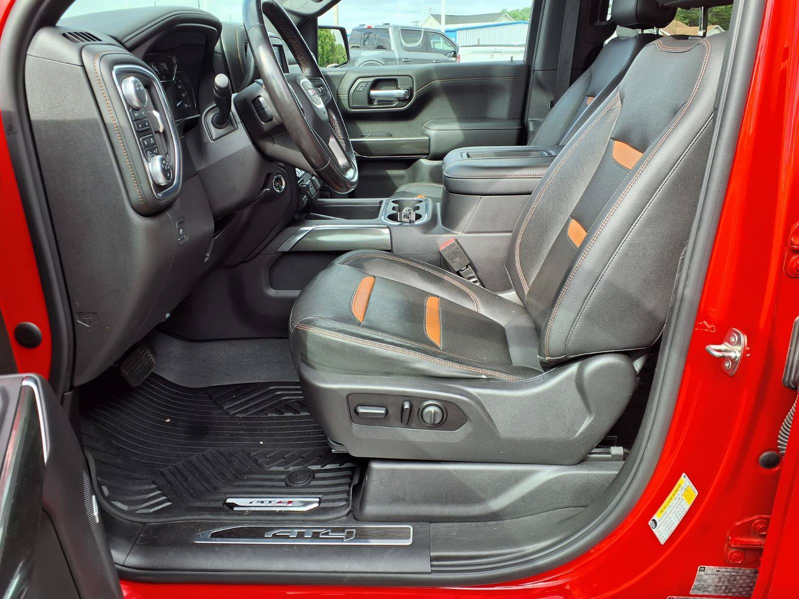 Used 2021 GMC Sierra 1500 AT4 w/ AT4 Premium Package AWD/4WD image 17