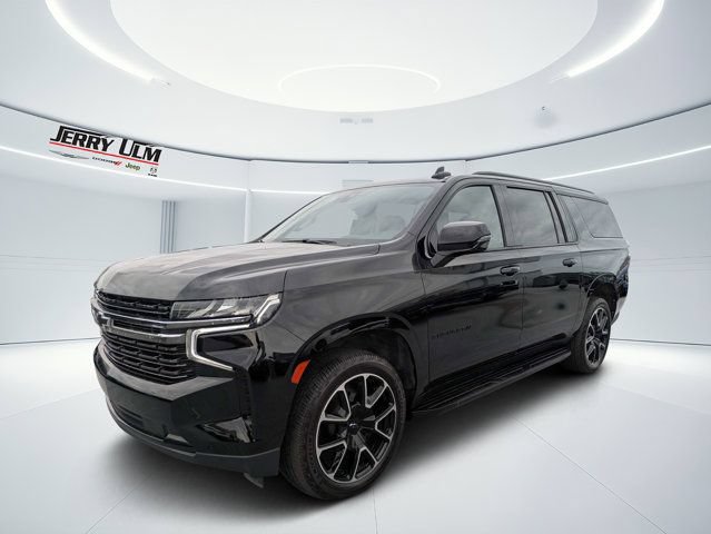 Used 2021 Chevrolet Suburban RST w/ Luxury Package RWD image 7