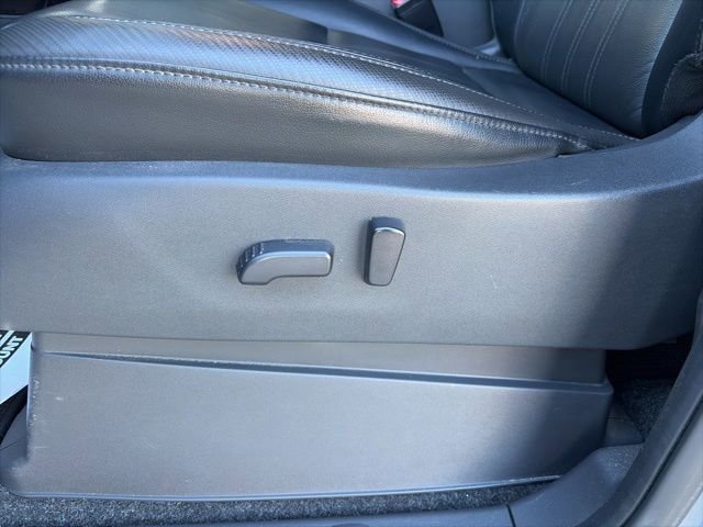 Used 2022 Nissan Frontier PRO-4X w/ Pro-4X Premium Package image 10