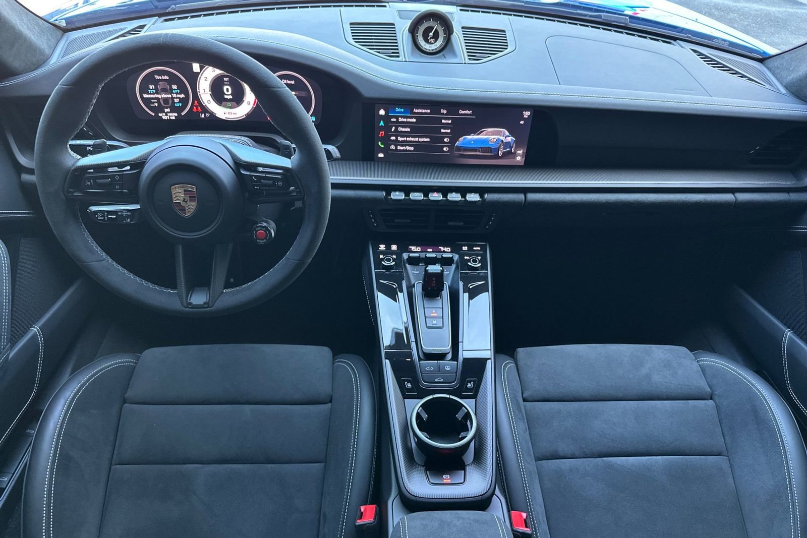 Certified 2026 Porsche 911 Carrera 4 GTS AWD/4WD image 6