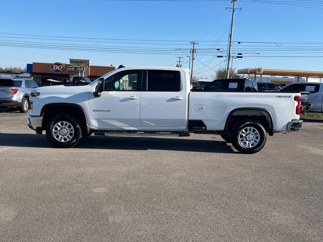 Used 2024 Chevrolet Silverado 3500 LT image 8