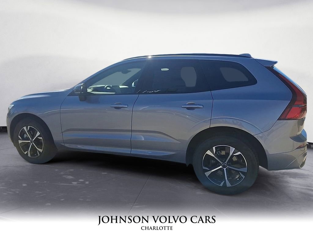 New 2026 Volvo XC60 B5 Core w/ Climate Package image 2