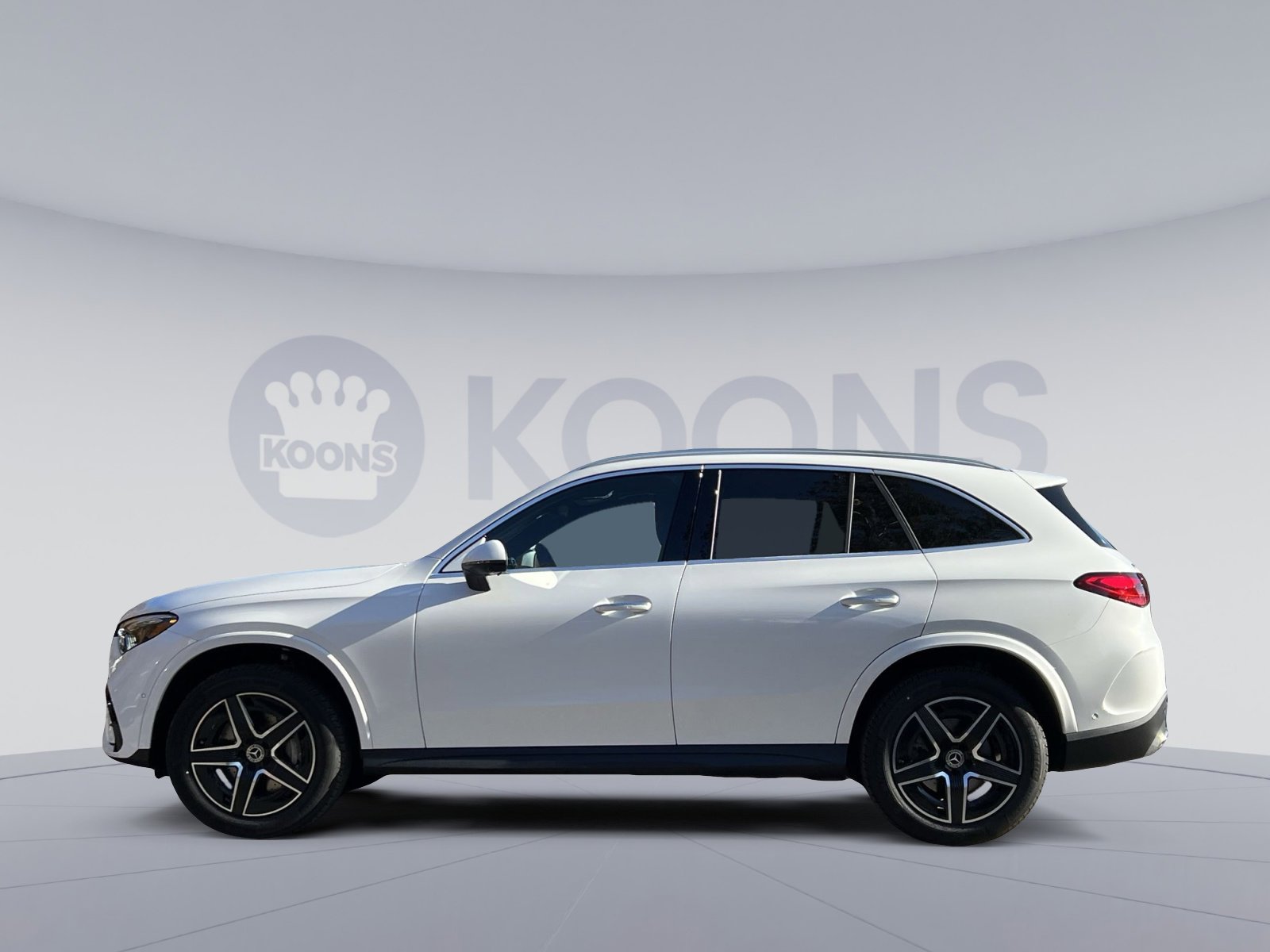 New 2026 Mercedes-Benz GLC 300 4MATIC image 2