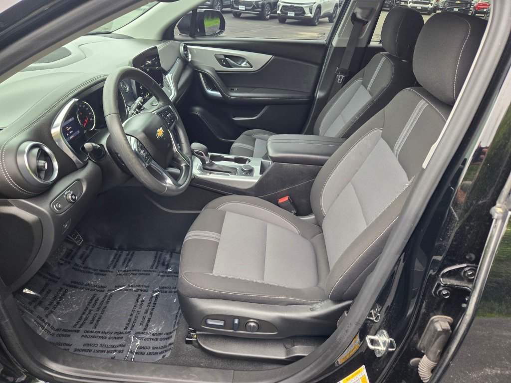 Certified 2023 Chevrolet Blazer LT w/ Convenience Package FWD image 22
