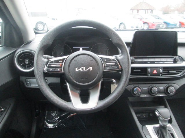 Used 2023 Kia Forte LXS FWD image 14