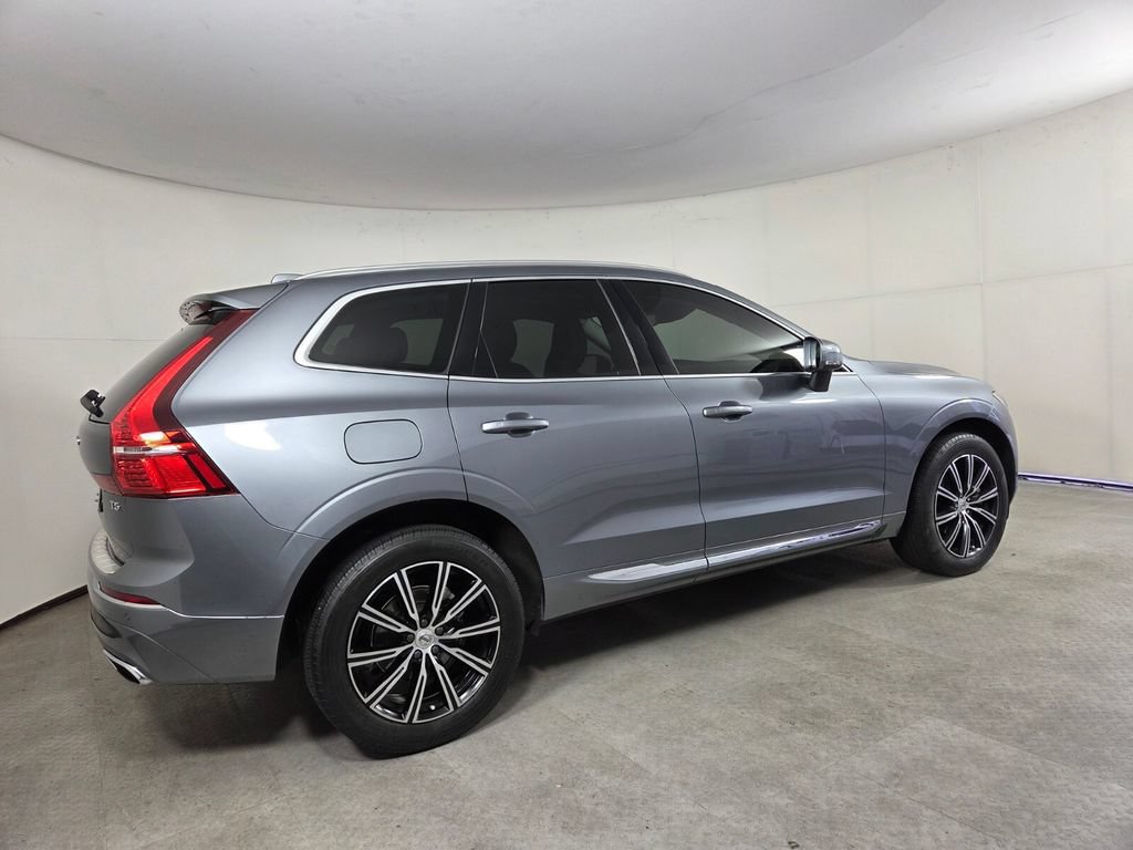 Used 2021 Volvo XC60 T5 Inscription FWD image 5