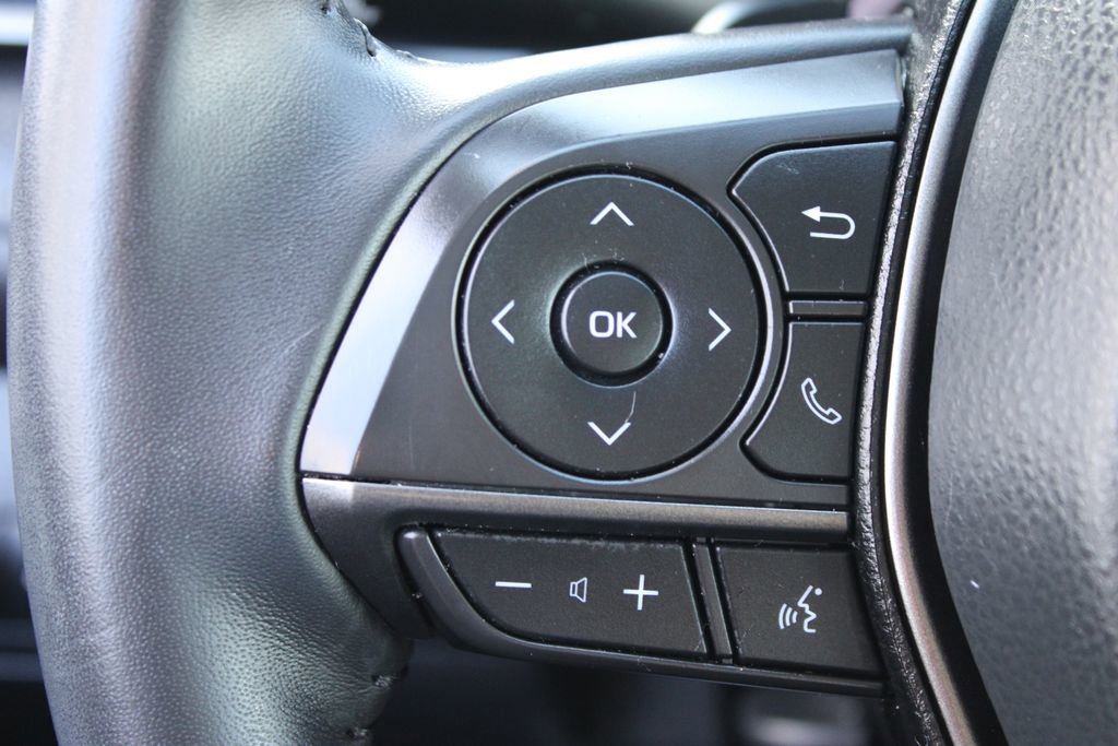 Used 2024 Toyota Camry SE image 14