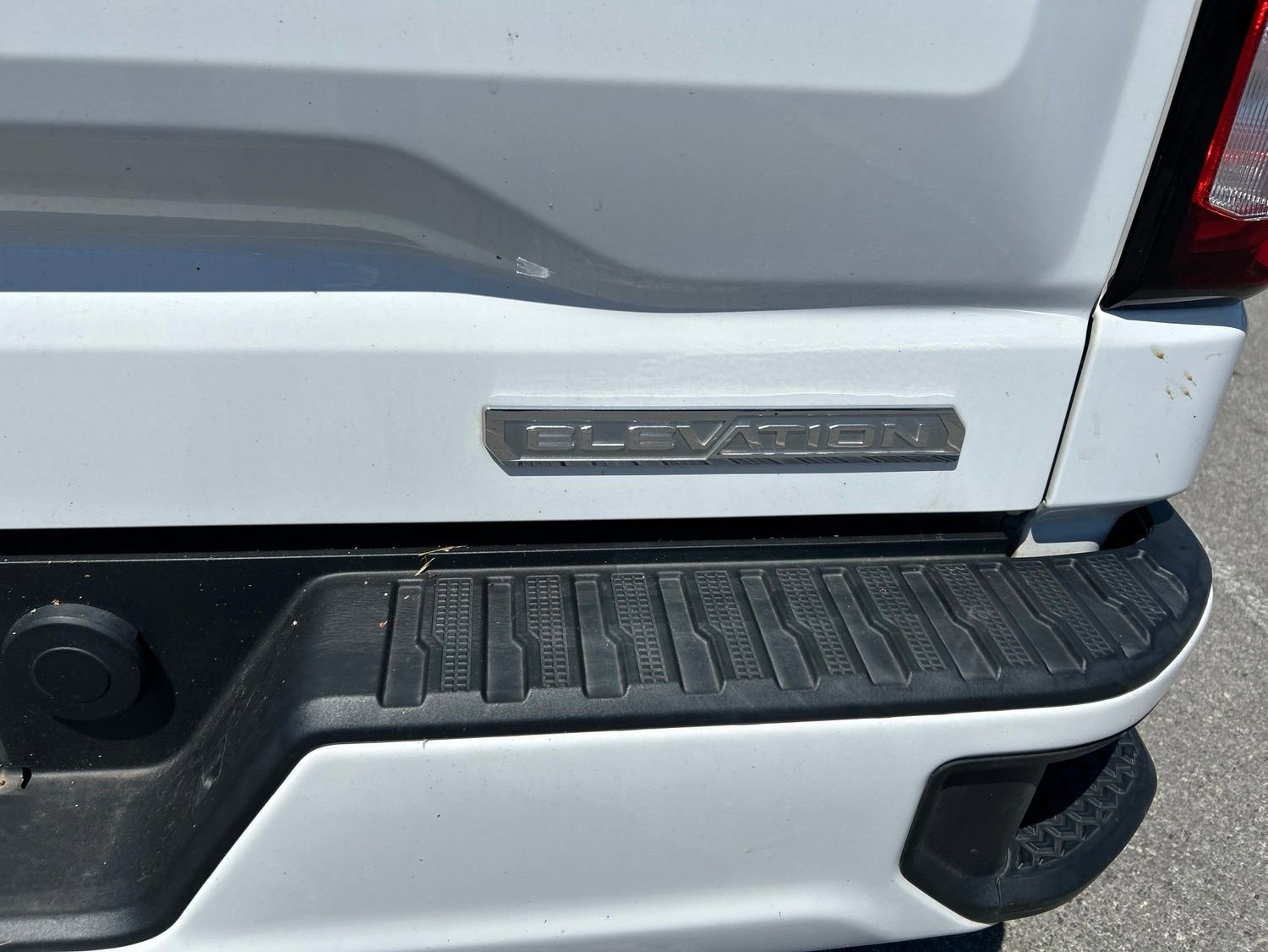 Used 2023 GMC Sierra 1500 Elevation RWD image 11