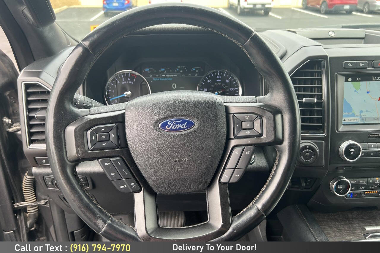 Used 2018 Ford Expedition Limited w/ Equipment Group 301A AWD/4WD image 24