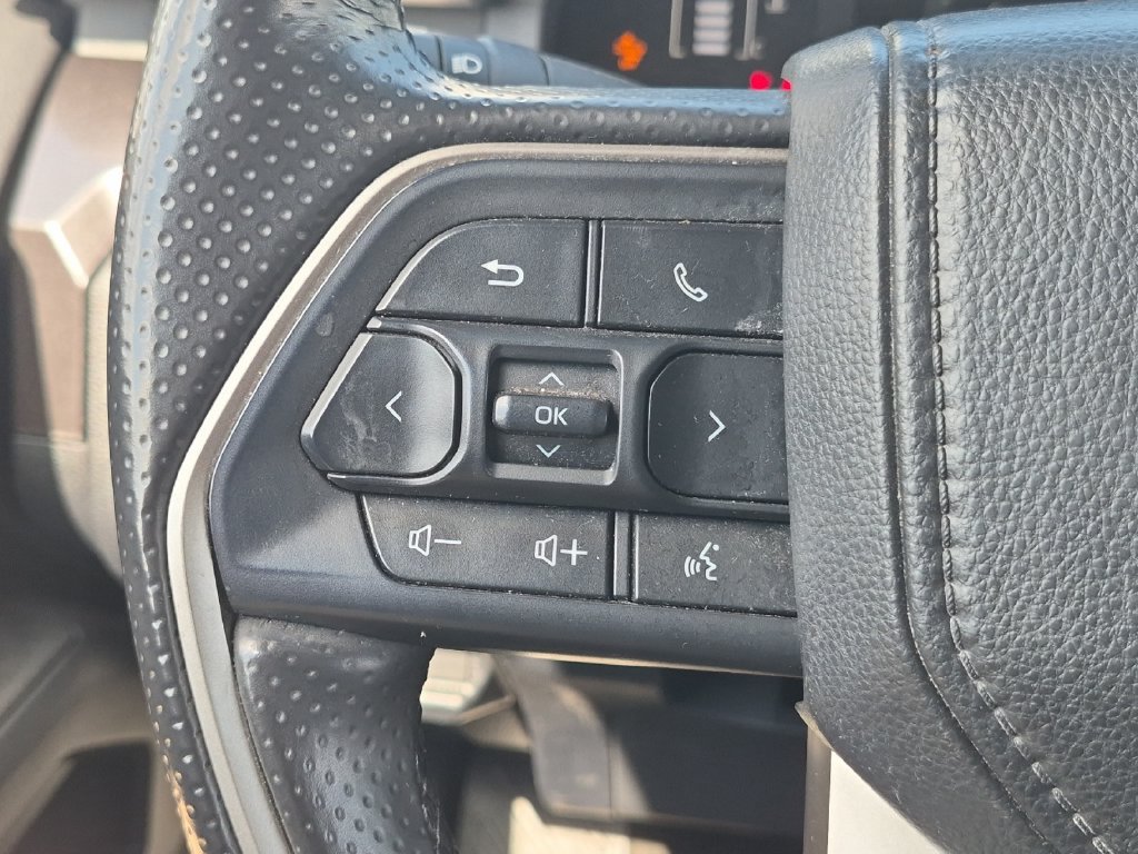 Certified 2025 Toyota 4Runner SR5 AWD/4WD image 25