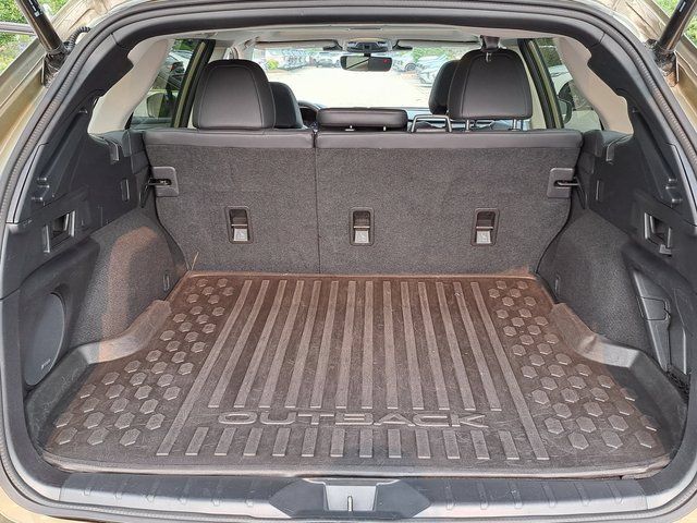 Used 2022 Subaru Forester Touring AWD/4WD image 30