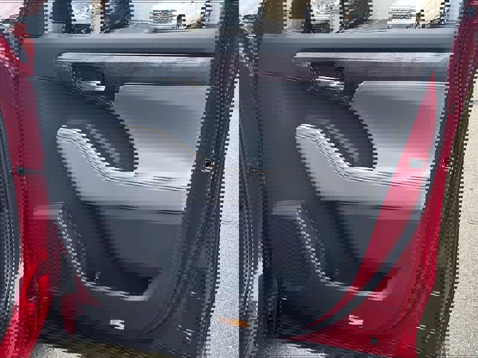 Used 2021 Toyota Highlander Limited image 25