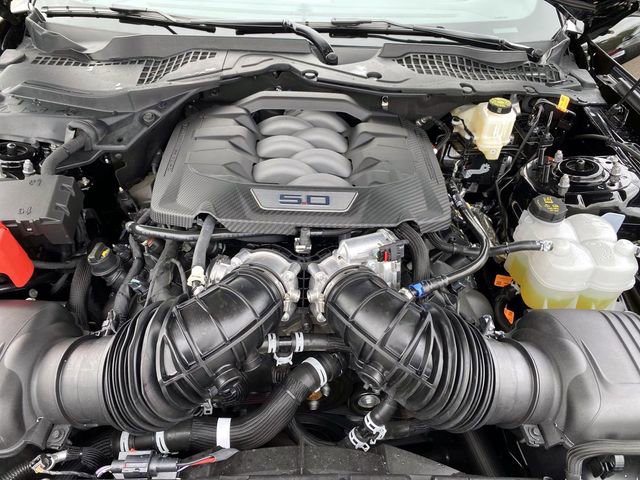 Used 2025 Ford Mustang GT Premium image 29