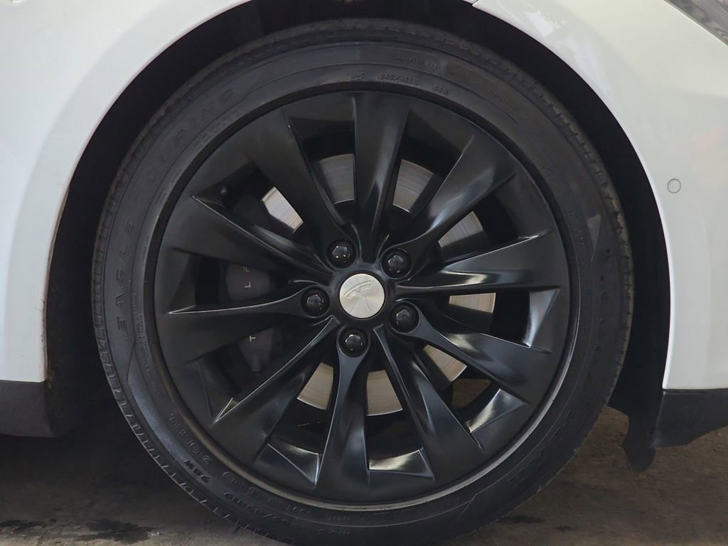 Used 2016 Tesla Model S 90D image 32