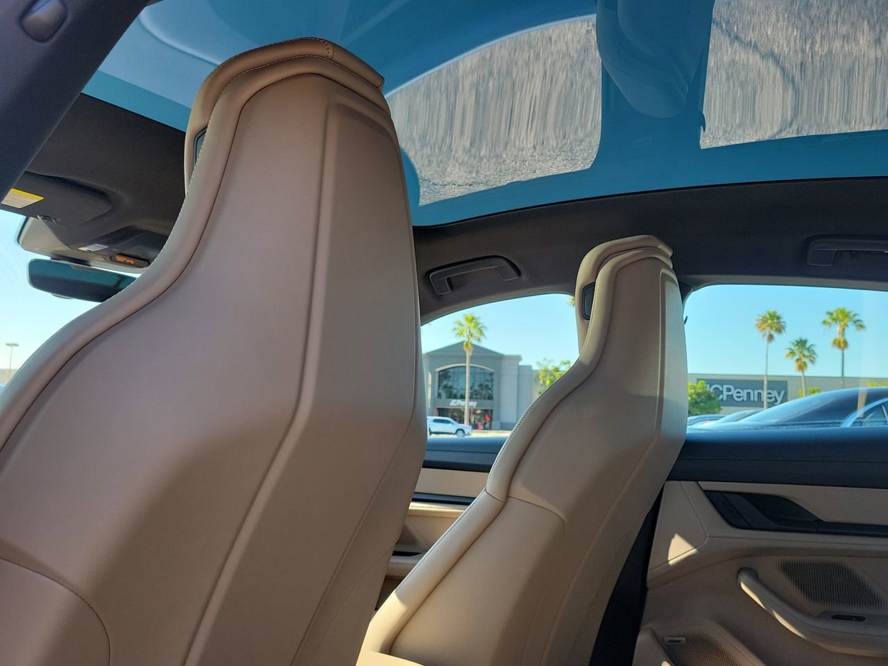 Used 2023 Porsche Taycan 4S image 12