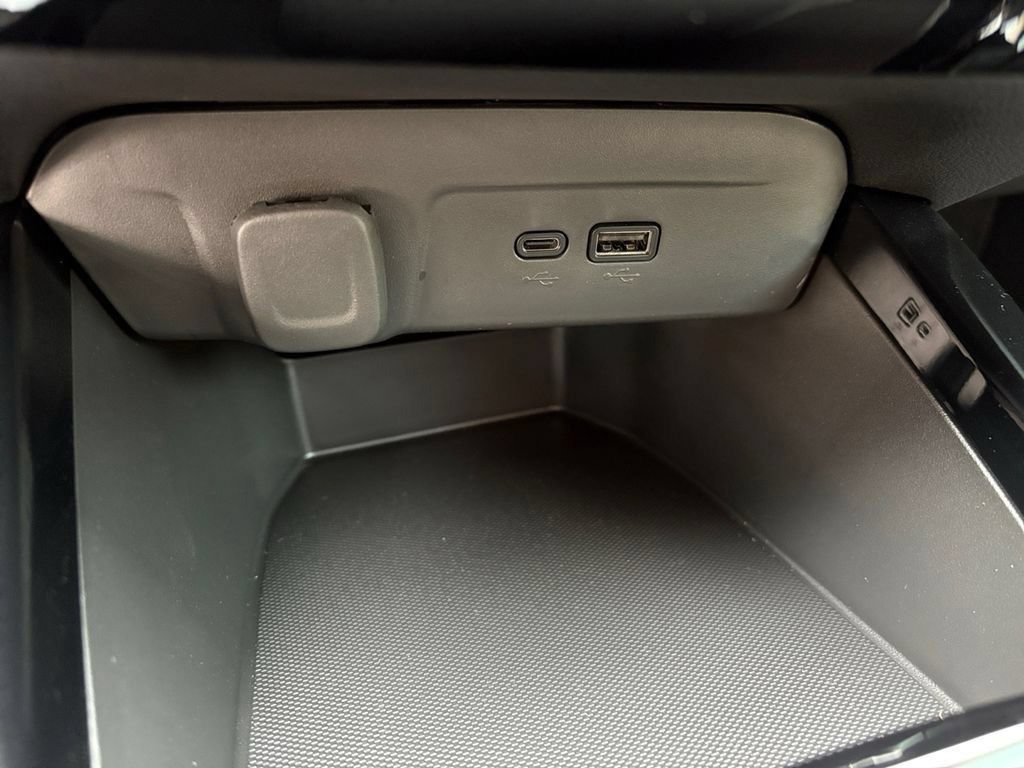 New 2026 Chevrolet Trax ACTIV w/ Driver Confidence Package FWD image 18