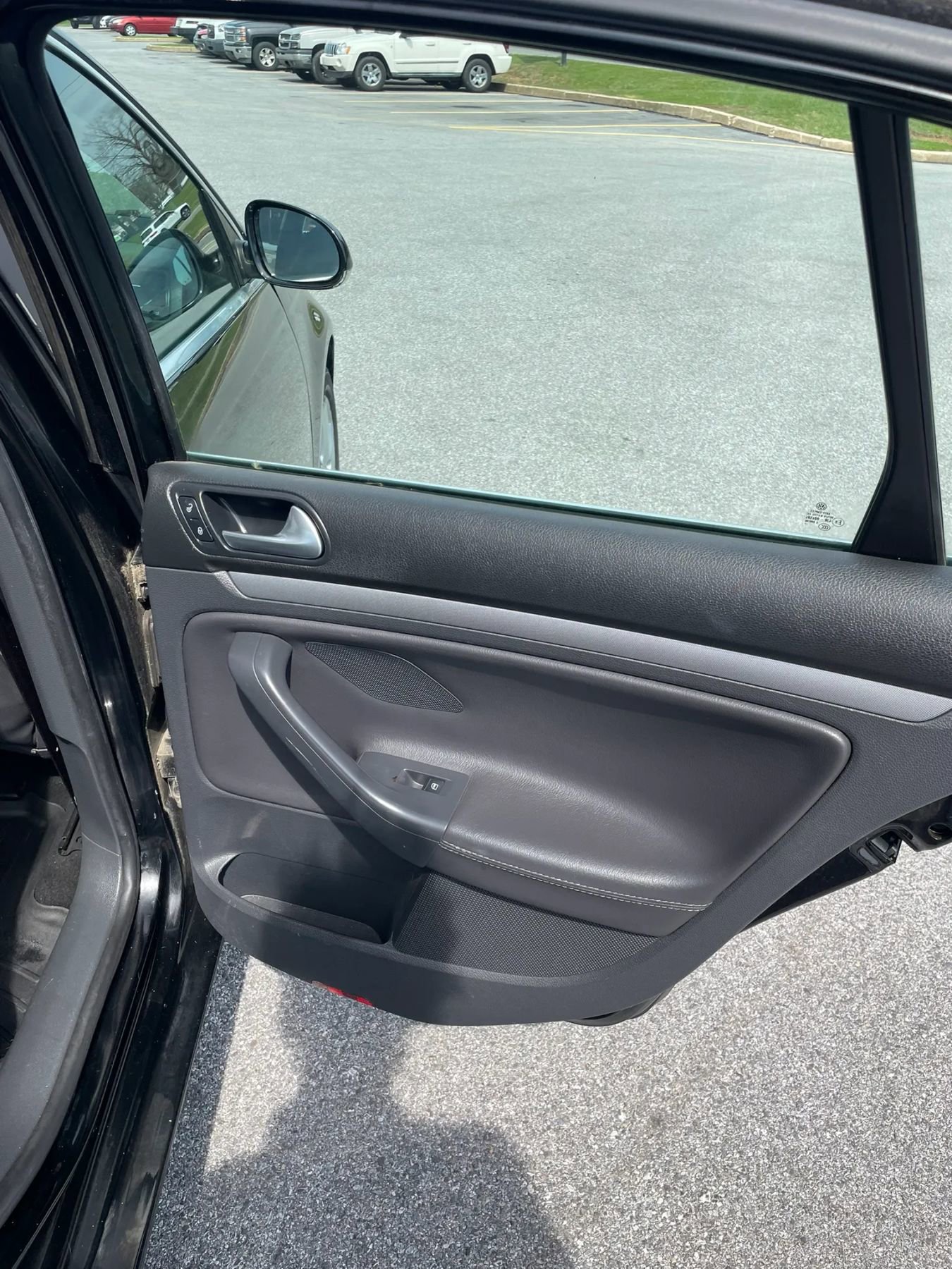 Used 2008 Volkswagen Jetta SE image 25