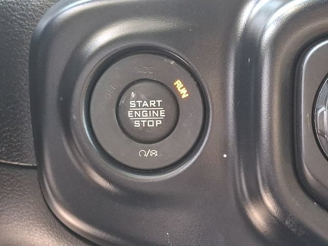 Used 2022 Jeep Wrangler Unlimited Sahara w/ LED Lighting Group AWD/4WD image 24