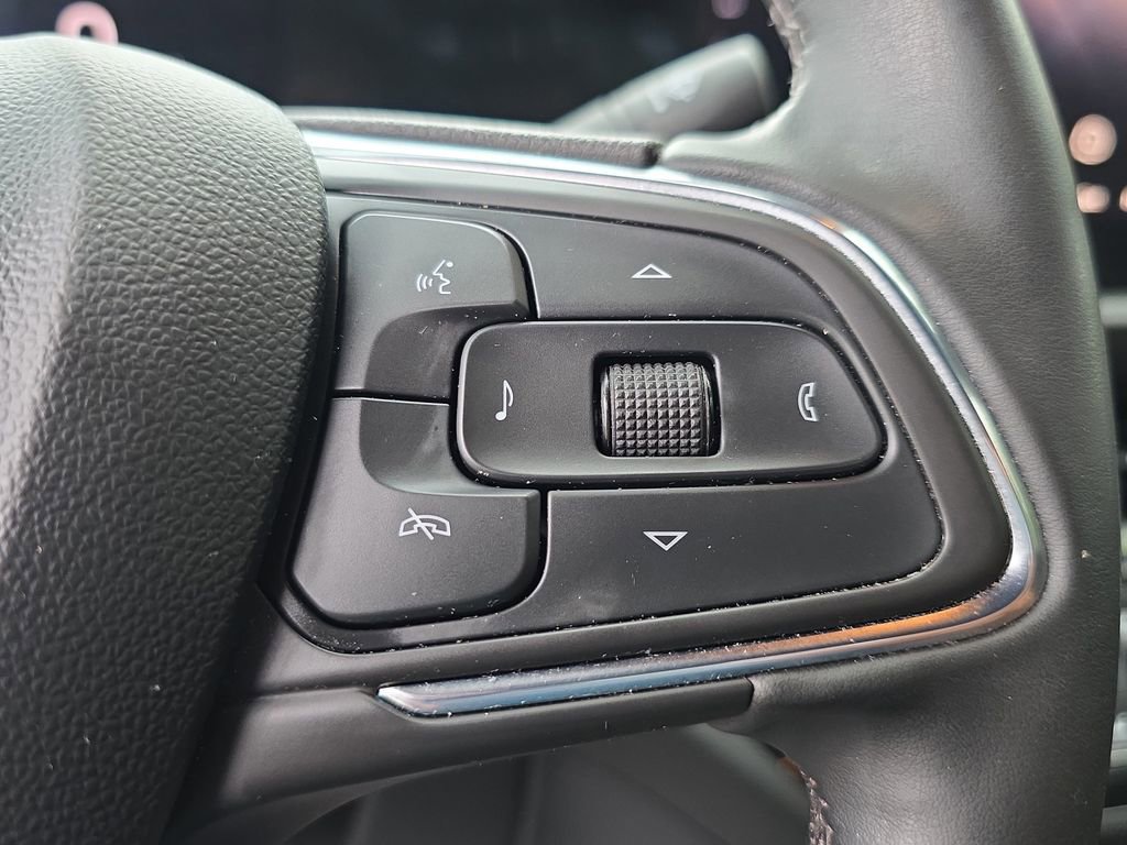 Used 2024 Buick Envista Sport Touring w/ Convenience I Package FWD image 32