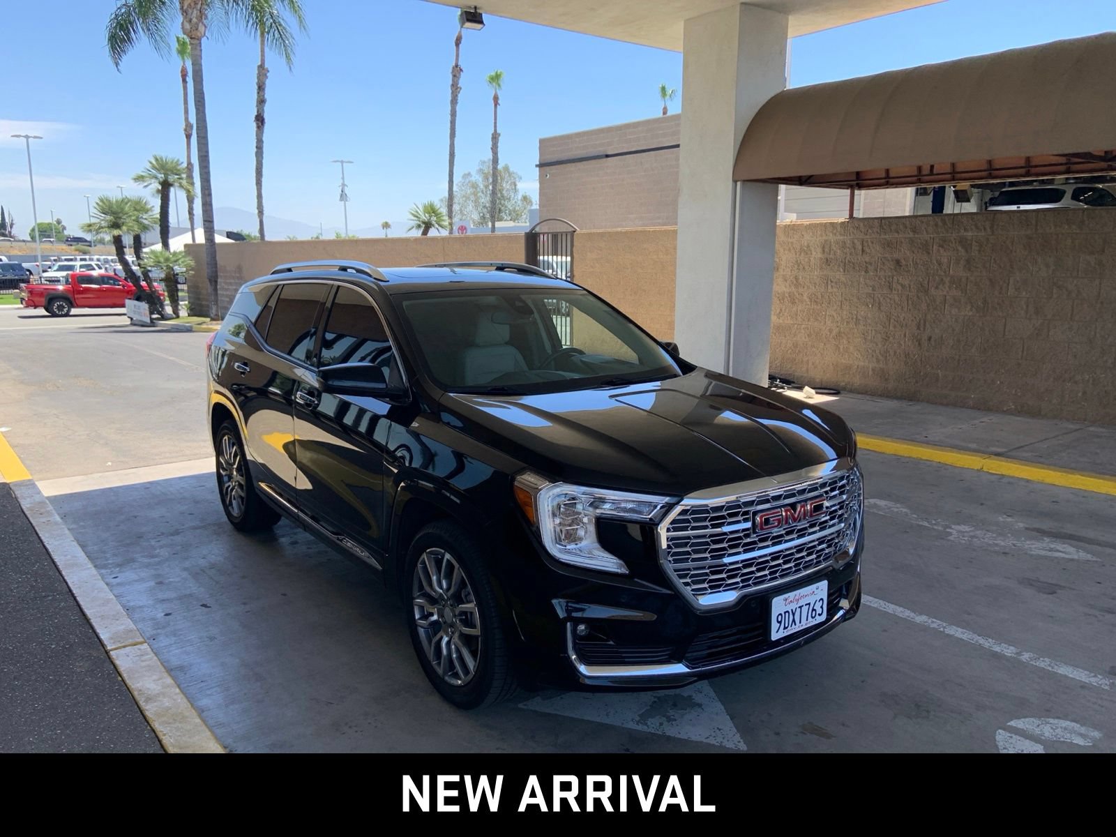 Certified 2022 GMC Terrain Denali AWD/4WD image 3